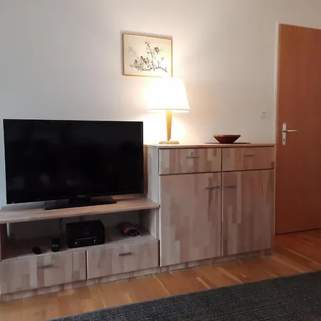 Moesli - Zimmerli Appartement-fewo- Dusche Oder Bad- Wc 2-bettwohnung By Interhome *